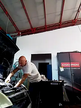 tinybear79 online show from 10/01/25, 12:53
