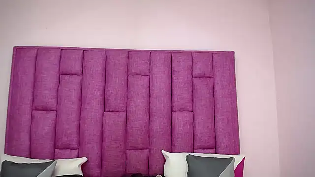 CrushOnMe  online show from 10/19/25, 01:36