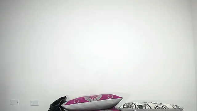 CrushOnMe  online show from 05/15/26, 01:58