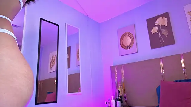 sarah cruzz  online show from 12/14/25, 01:28