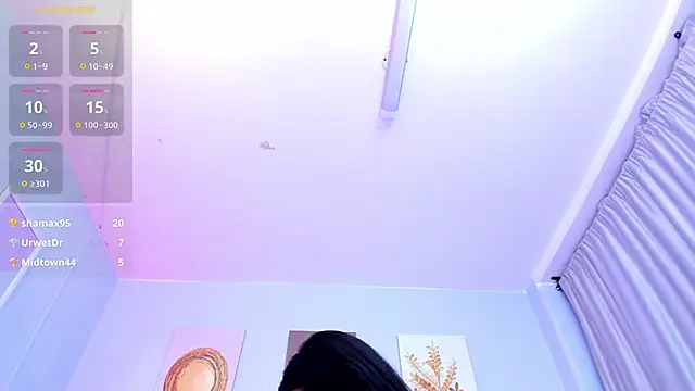 Snapshot of sarah_cruzz_ chatting on 12/02/24, 11:35 sarah cruzz online show from 12/02/24, 11:35