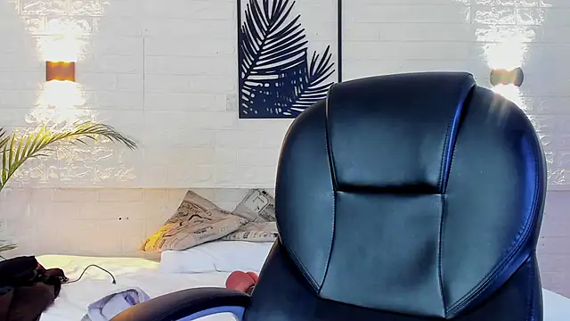 millie brown21 online show from 03/25/26, 07:35