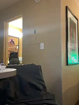 renegade vyxxen online show from 01/29/25, 03:22