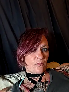 renegade vyxxen online show from 03/03/26, 11:17