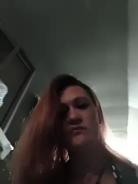 renegade vyxxen online show from 11/18/25, 02:59