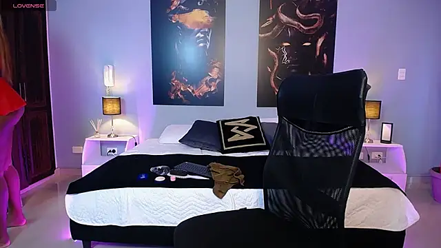 JasmineCampbell  online show from 10/23/25, 08:29