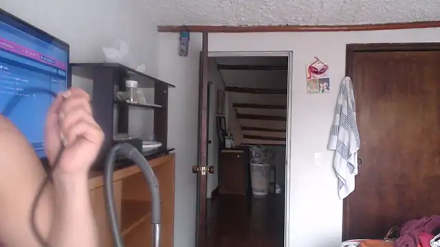 LucifernandaSw online show from 02/12/25, 09:54