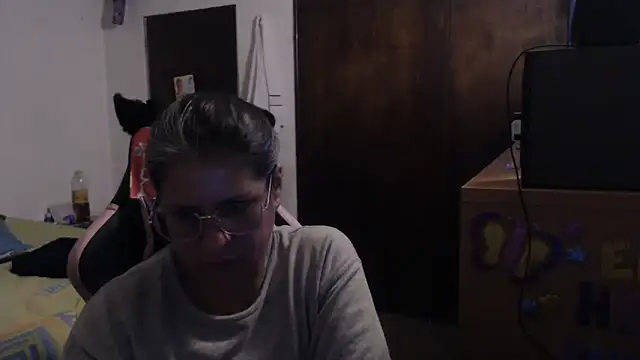 Snapshot of LucifernandaSw chatting on 06/01/26, 01:17 LucifernandaSw online show from 06/01/26, 01:17