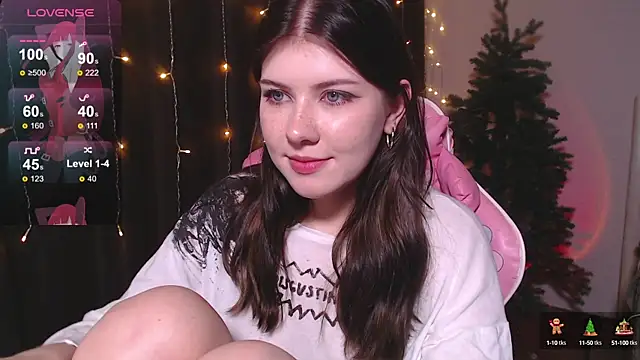 Snapshot of CutieTori chatting on 12/27/24, 12:34 CutieTori online show from 12/27/24, 12:34
