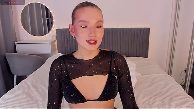 CassieRayss online show from 11/30/25, 09:43