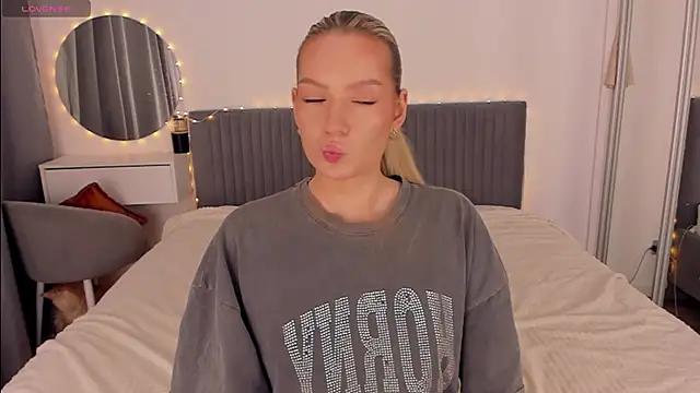 CassieRayss online show from 02/20/26, 12:07