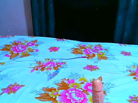 Pretty kara online show from 12/03/25, 12:26