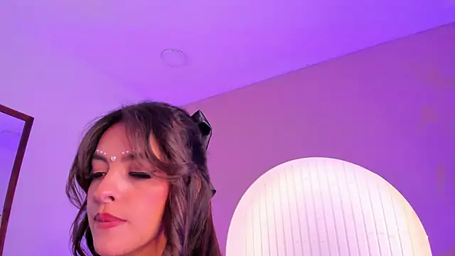 martina duque  online show from 04/16/26, 09:39