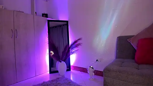 martina duque  online show from 02/27/25, 03:40