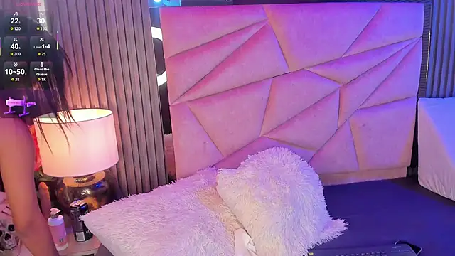 Alisse Miller online show from 10/23/25, 03:38