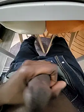 Snapshot of no1belike1 chatting on 03/18/25, 08:26 no1belike1 online show from 03/18/25, 08:26