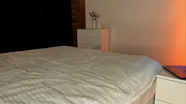 Rachel Rey online show from 11/16/25, 06:23