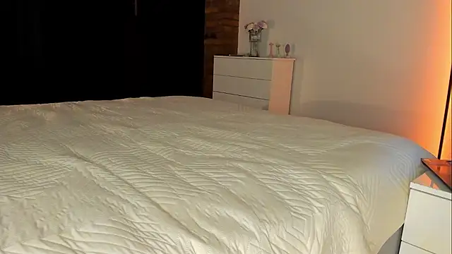 Rachel Rey online show from 02/25/26, 06:41