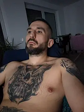 Mjuser666 online show from 12/21/25, 09:48