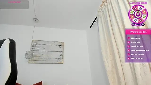 emma castilloo online show from 02/13/25, 10:43