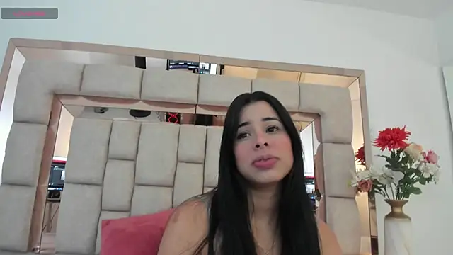 emma castilloo online show from 02/18/25, 12:39