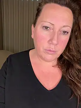 Snapshot of xsexycurvymilf chatting on 02/11/26, 03:12 xsexycurvymilf online show from 02/11/26, 03:12