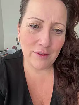 Snapshot of xsexycurvymilf chatting on 01/31/25, 09:16 xsexycurvymilf online show from 01/31/25, 09:16