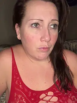 Snapshot of xsexycurvymilf chatting on 02/19/25, 09:03 xsexycurvymilf online show from 02/19/25, 09:03