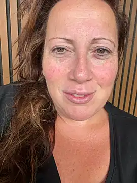 xsexycurvymilf online show from 08/01/26, 06:44