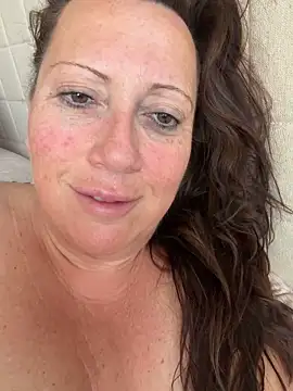 xsexycurvymilf online show from 05/09/26, 06:39
