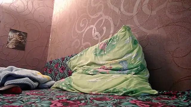 Snapshot of Fire__Foxx chatting on 01/02/25, 09:33 Fire Foxx online show from 01/02/25, 09:33