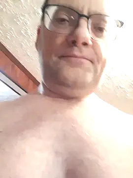 handsomeguy0729 online show from 01/28/25, 12:43