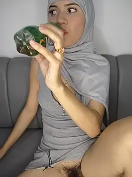 hanaa 18 online show from 04/14/26, 10:26