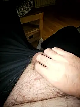 Snapshot of hotdog4you2 chatting on 12/02/25, 10:22 hotdog4you2 online show from 12/02/25, 10:22