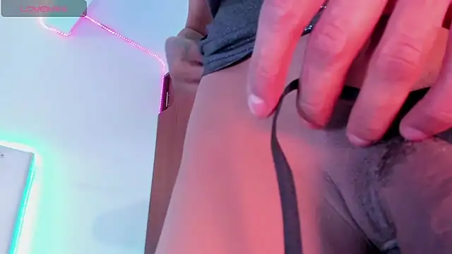 ivannapretyts online show from 12/19/25, 04:42