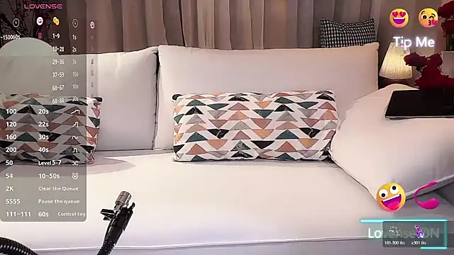 vyizh- online show from 12/18/25, 02:32