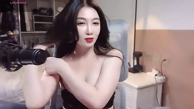 vyizh- online show from 02/20/25, 04:47