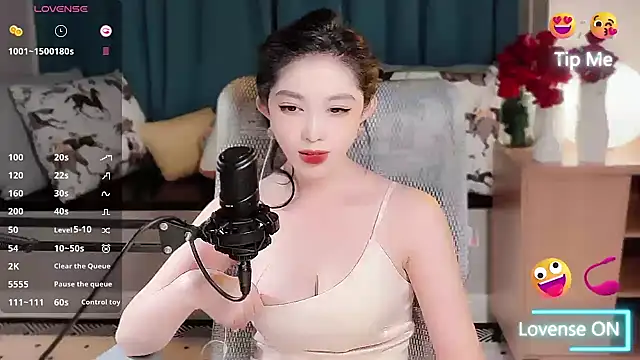 vyizh- online show from 11/09/25, 01:37