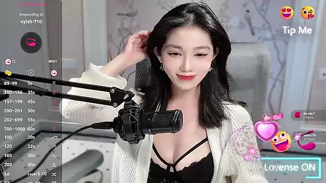 vyizh- online show from 10/21/25, 12:15