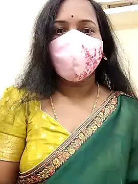 Snapshot of Susma-Telugu chatting on 12/18/24, 04:31 Susma-Telugu online show from 12/18/24, 04:31