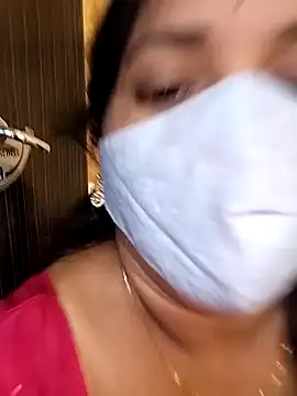 Snapshot of Susma-Telugu chatting on 10/08/25, 04:36 Susma-Telugu online show from 10/08/25, 04:36