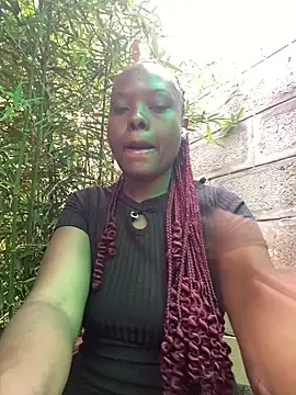 Dellah26 online show from 04/10/26, 07:15