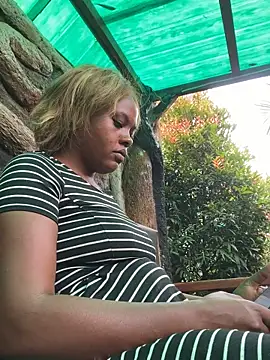 Dellah26 online show from 10/15/25, 11:40