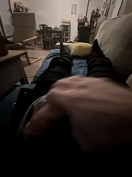 Snapshot of MarkBigDick35 chatting on 12/16/24, 11:28 MarkBigDick35 online show from 12/16/24, 11:28