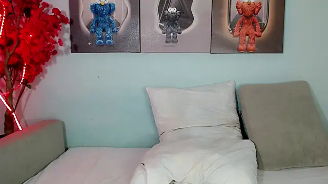 Snapshot of ichiben chatting on 02/04/25, 09:10 ichiben online show from 02/04/25, 09:10