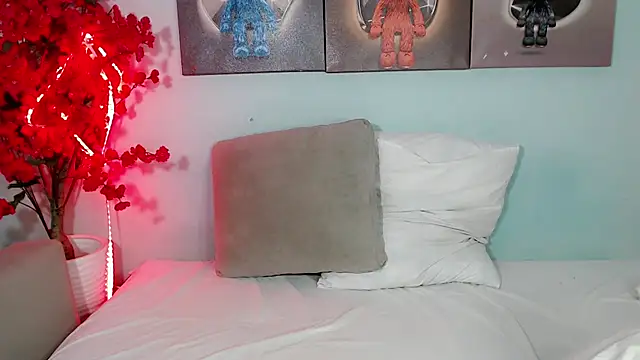 Snapshot of ichiben chatting on 10/09/25, 05:19 ichiben online show from 10/09/25, 05:19