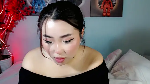 Snapshot of ichiben chatting on 03/05/25, 03:40 ichiben online show from 03/05/25, 03:40