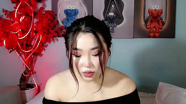 Snapshot of ichiben chatting on 03/02/25, 11:41 ichiben online show from 03/02/25, 11:41