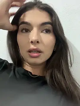 Coralinee 01 online show from 02/21/26, 01:29