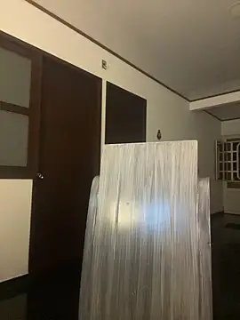 Coralinee 01 online show from 11/27/25, 12:44